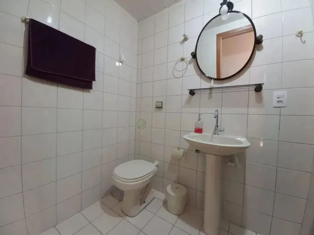 Imagem 13: Apartamento Semi Mobiliado com 2 Quartos para Alugar - Bairro Estreito, em Florianópolis