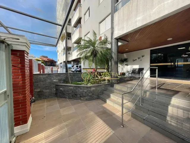 Imagem 15: Apartamento Semi Mobiliado com 2 Quartos para Alugar - Bairro Estreito, em Florianópolis