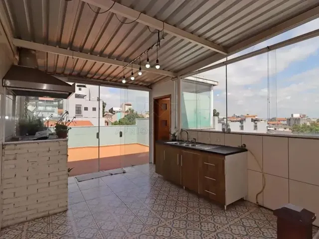 Imagem: O apartamento na cobertura possui 2 Dormitórios, 2