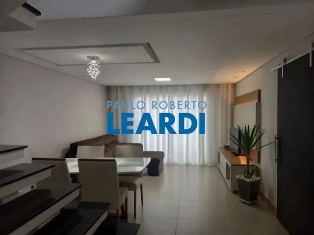 Imagem: A casa possui 2 Dormitórios, 2 Suítes, 3 Banheiros, 2