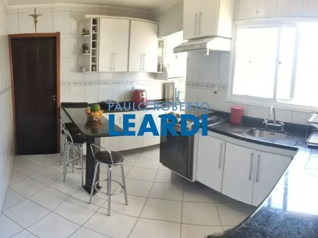 Imagem: O apartamento na cobertura possui 3 Dormitórios, 2