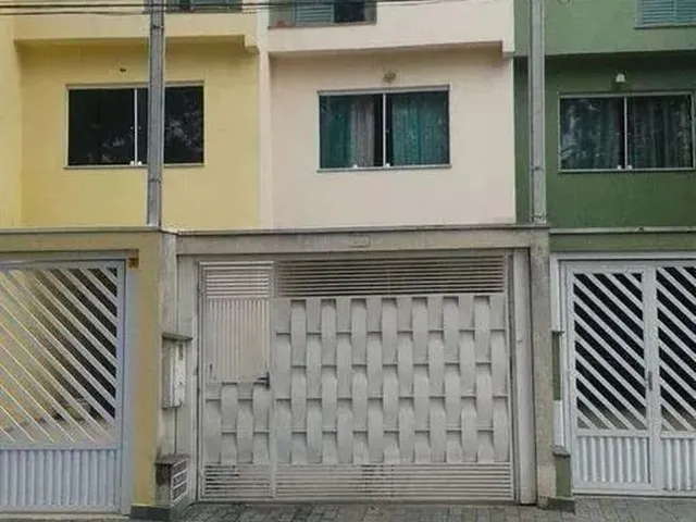 Imagem: Sobrado em Praça Bernardino Sanchez Martinez