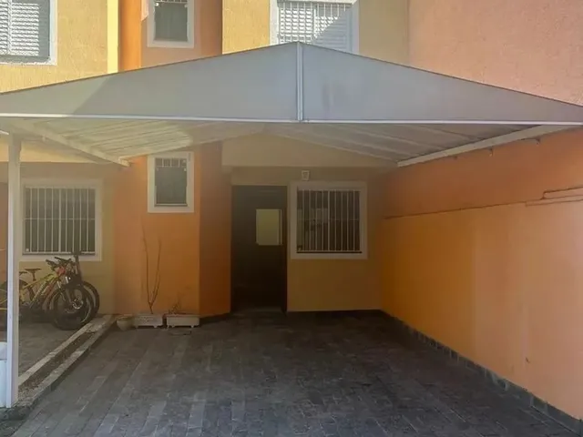 Imagem: Casa de Condomínio em Rua das Monções