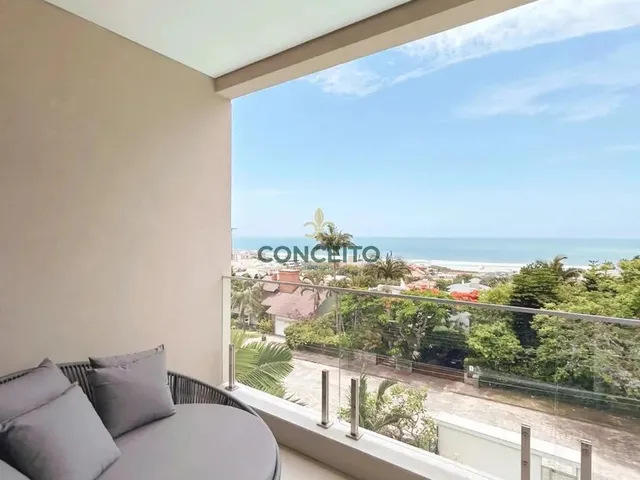 Imagem 4: Casa a Venda Finamente Mobiliada e Decorada, com 5 Suítes, Pronta para Morar na Praia
