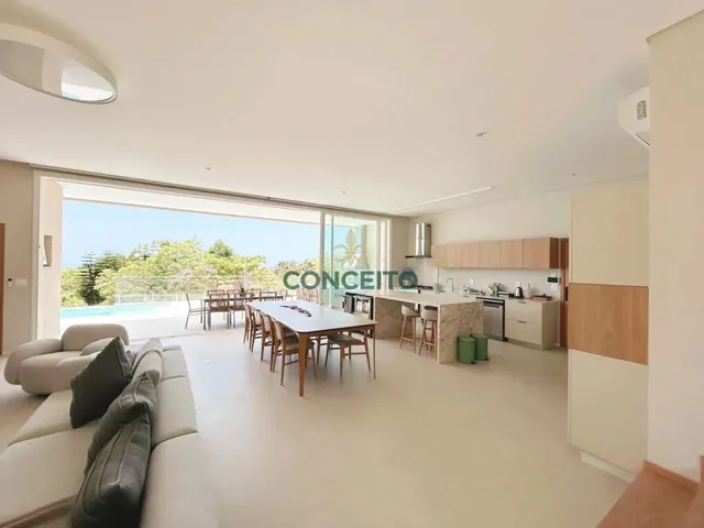 Imagem 14: Casa a Venda Finamente Mobiliada e Decorada, com 5 Suítes, Pronta para Morar na Praia