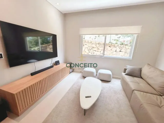 Imagem 13: Casa a Venda Finamente Mobiliada e Decorada, com 5 Suítes, Pronta para Morar na Praia
