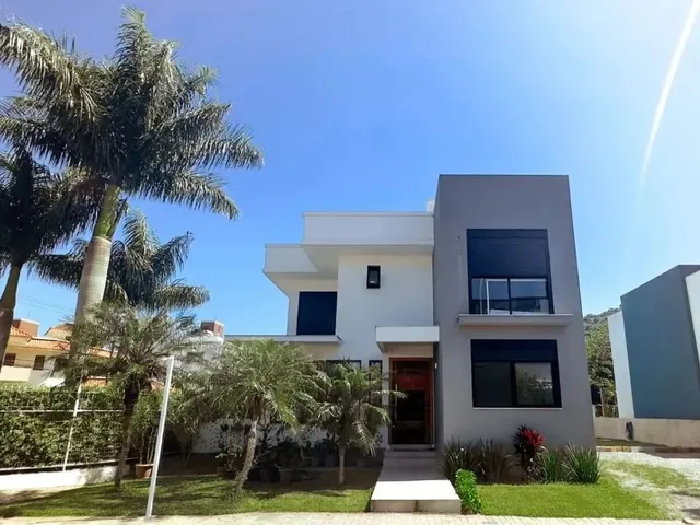 Imagem: Casa de Alto Padrão com 4 Suítes a 200M