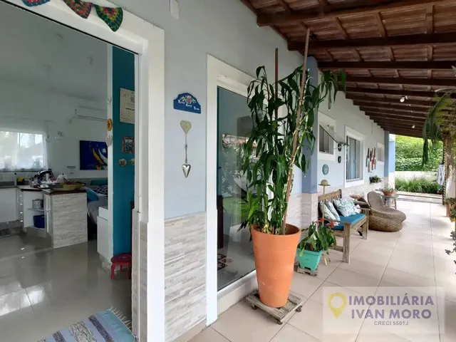Imagem 15: Casa com Piscina À Venda em Daniela - Florianópolis Sc