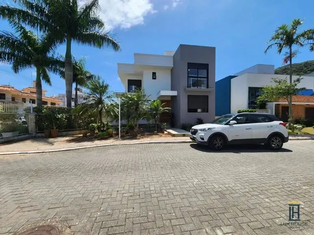 Imagem: Casa À Venda no Bairro Canasvieiras em