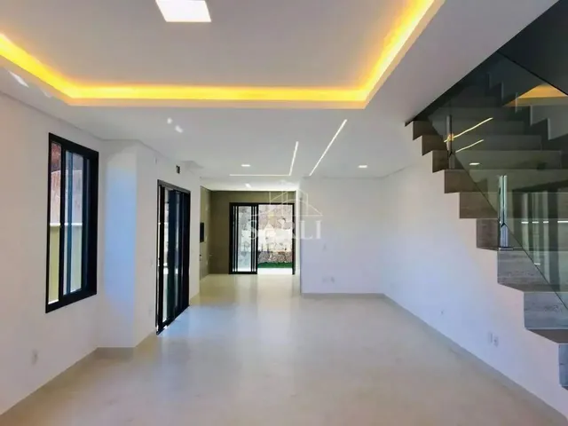 Imagem 4: Casa com 03 Dormitorios no Bairro Saco Grande em Florianópolis