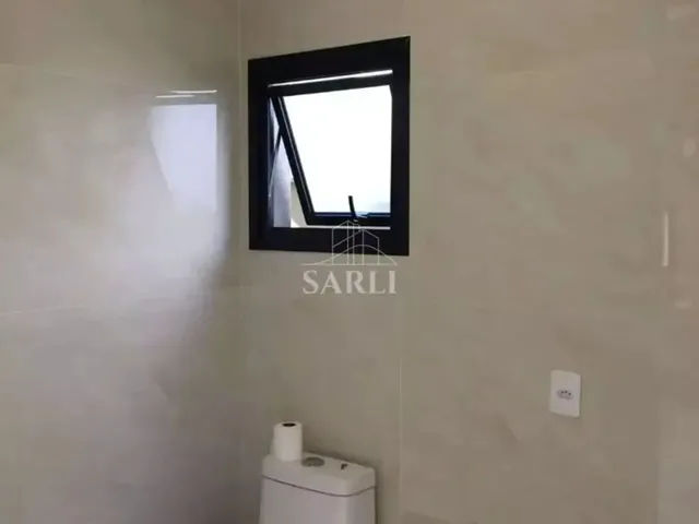 Imagem 12: Casa com 03 Dormitorios no Bairro Saco Grande em Florianópolis