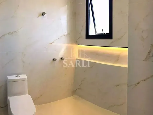 Imagem 8: Casa com 03 Dormitorios no Bairro Saco Grande em Florianópolis
