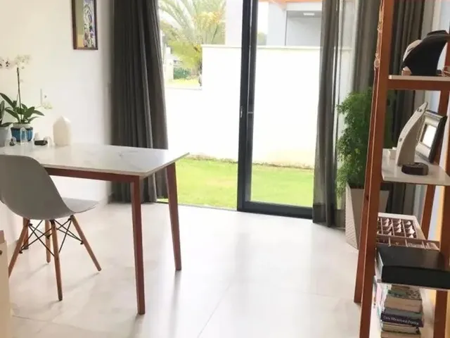 Imagem 14: Casa em Condomínio para Venda, Rio Vermelho, 4 Dormitórios, 2 Suítes, 4 Banheiros, 3