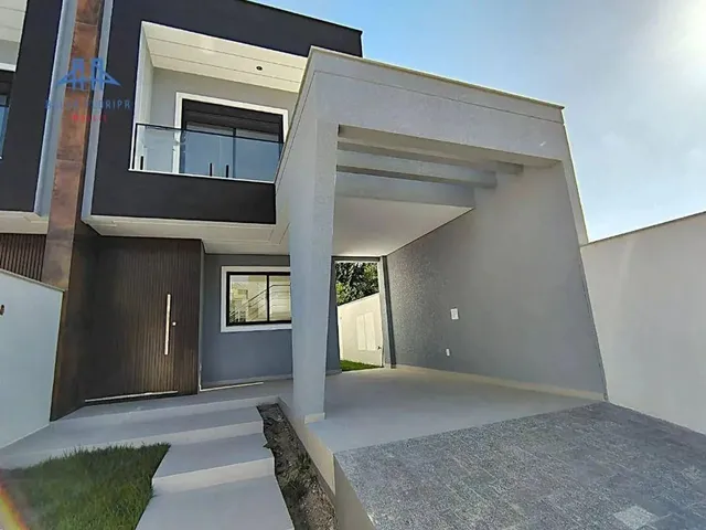 Imagem: A casa possui 3 Dormitórios, 3 Suítes, 3 Banheiros, 3