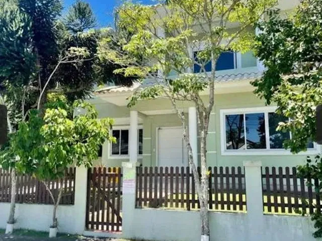 Imagem: Casa com 4 Dormitórios À Venda, 338 M²