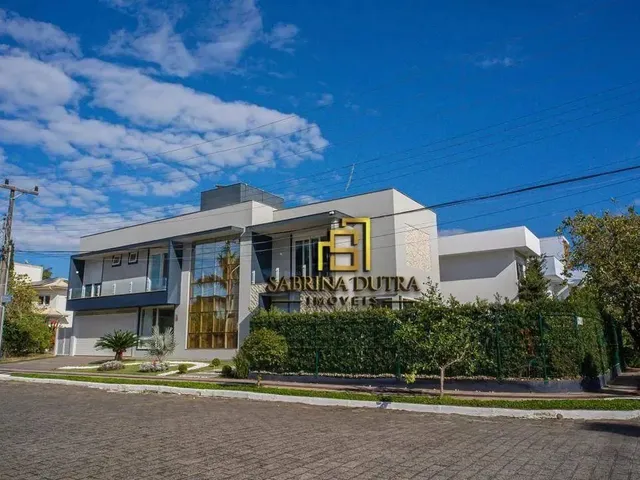 Imagem: Casa com 4 Dormitórios À Venda, 354 M²