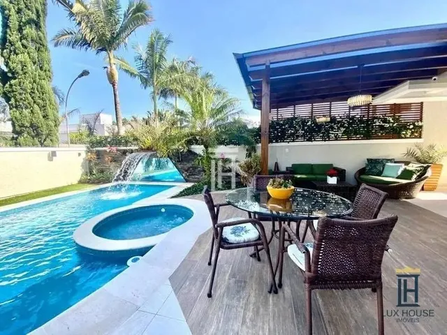 Imagem 9: Casa de Alto Padrão em Jurerê Internacional