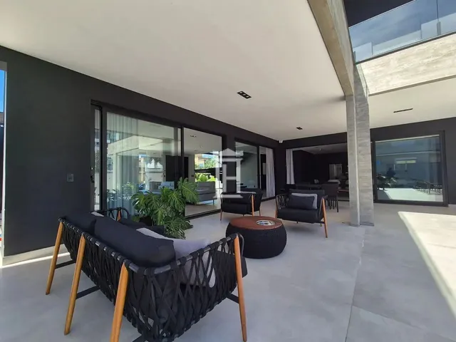 Imagem 16: Casa de Alto Padrão em Jurerê Internacional