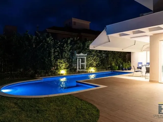 Imagem 8: Casa de Alto Padrão em Jurerê Internacional