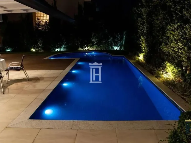 Imagem 2: Casa de Alto Padrão em Jurerê Internacional