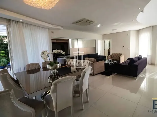 Imagem 3: Casa de Alto Padrão em Jurerê Internacional