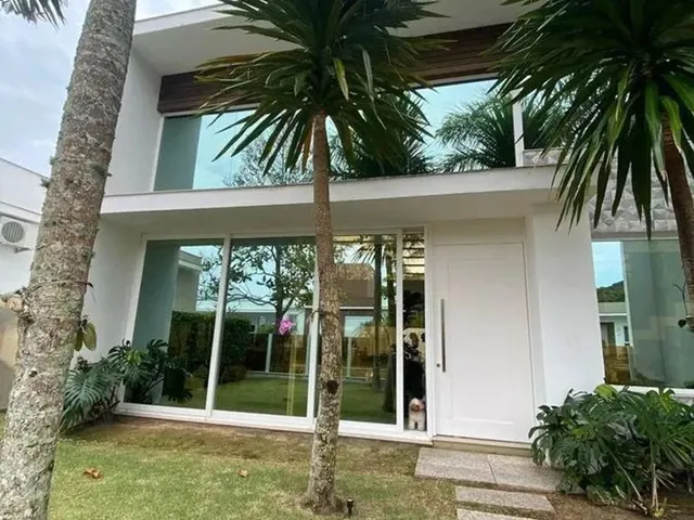 Imagem: Casa À Venda no Bairro Canasvieiras em