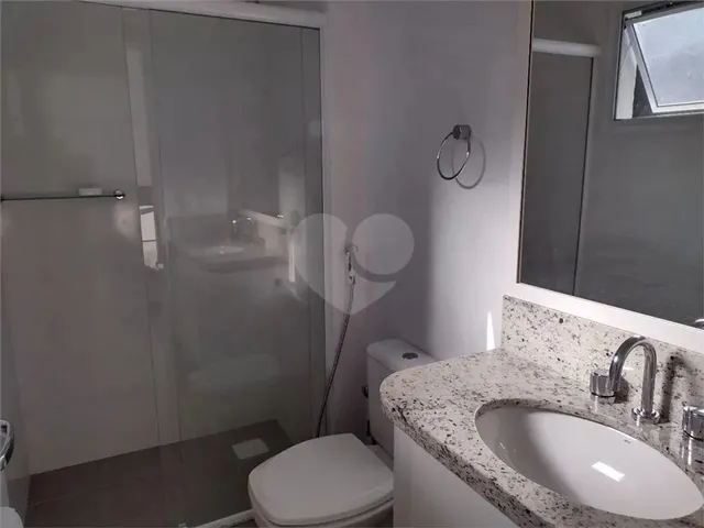 Imagem 3: Apartamento À Venda com 3 Quartos, Sendo 1 Suíte, no Condomínio Vila Lorenzo