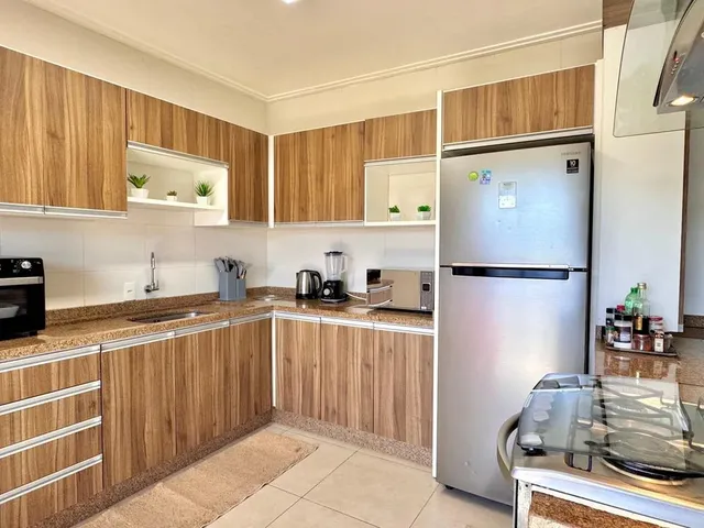 Imagem 8: Vendo e Alugo- Apartamento Ensolarado, com Sacada Espaçosa e Ótima para Secar Roupas