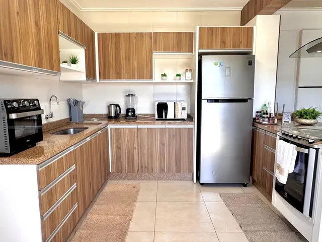 Imagem 9: Vendo e Alugo- Apartamento Ensolarado, com Sacada Espaçosa e Ótima para Secar Roupas