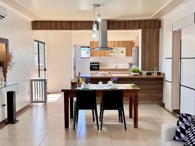 Imagem 14: Vendo e Alugo- Apartamento Ensolarado, com Sacada Espaçosa e Ótima para Secar Roupas