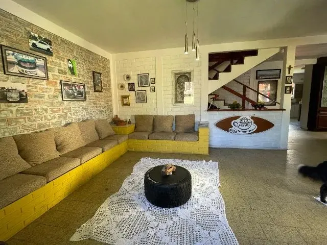 Imagem: Casa 5 Quartos (2 Suítes)-Ingleses Norte