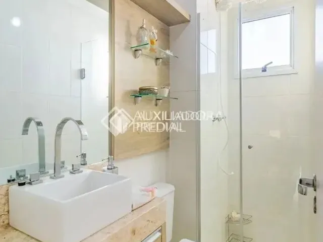 Imagem 7: Imóvel para Venda com 84 Metros Quadrados com 3 Quartos em Sarandi - Porto Alegre - Rs