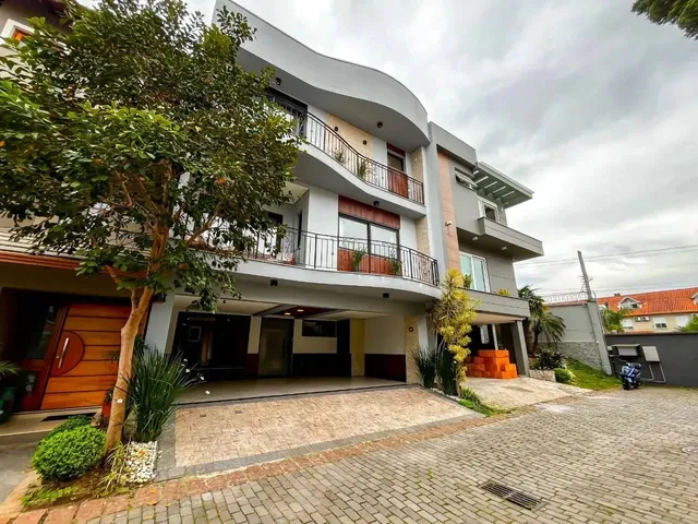 Imagem: Casa a Venda Estilo Porteira Fechada, no