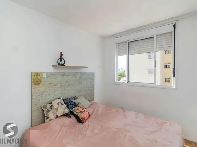 Imagem 2: Apartamento com 3 Quartos, Elevador, Sacada e 1 Vaga Sarandi
