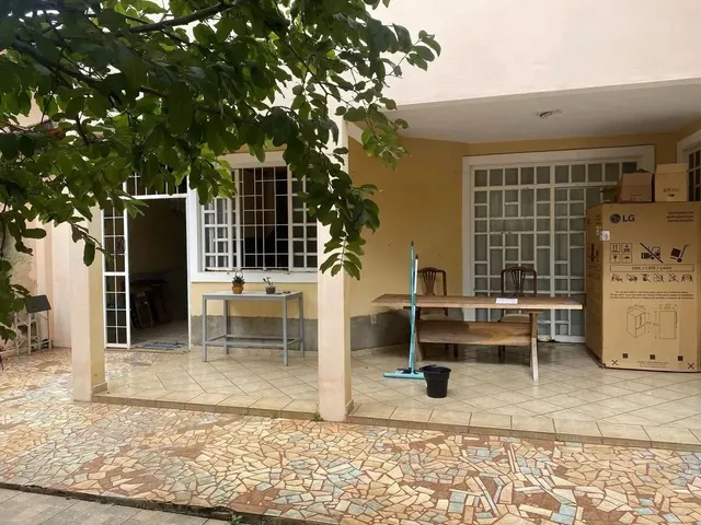 Imagem: Sobrado com 5 Quartos Sendo 3 Suítes Montado