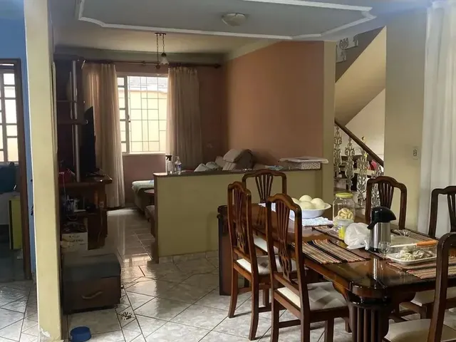 Imagem 5: Sobrado com 5 Quartos Sendo 3 Suítes Montado em Armários Amplo Quintal Oportunidade