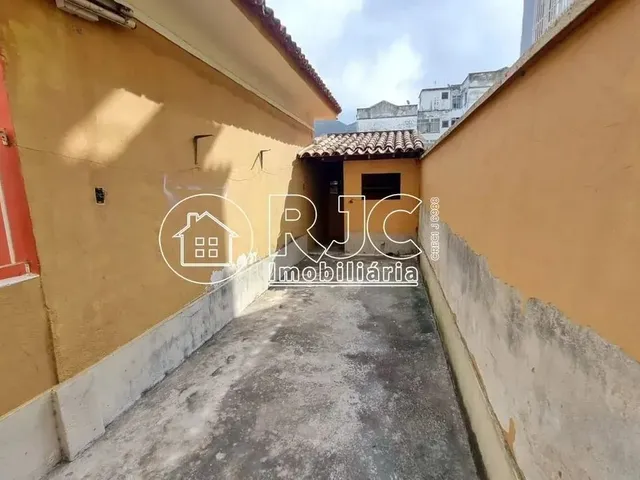 Imagem 7: Imóvel para Venda Tem 38 Metros Quadrados com 3 Quartos em Grajaú - Rio de Janeiro - Rj