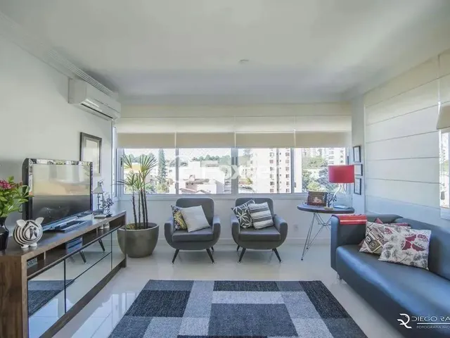 Imagem: O apartamento possui 3 Dormitórios, 2 Banheiros, 1 Vaga na