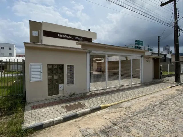 Imagem: Casa no Bairro Vila Esperança de Tubarão/Sc