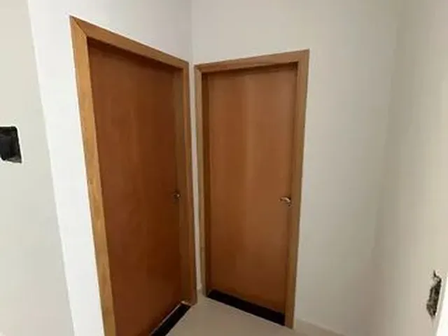 Imagem 9: Vende-Se Casa 2 Quartos 1 Suíte. Casa de Rua com 2 Quarto(S) e 1 Banheiro(S) À Venda