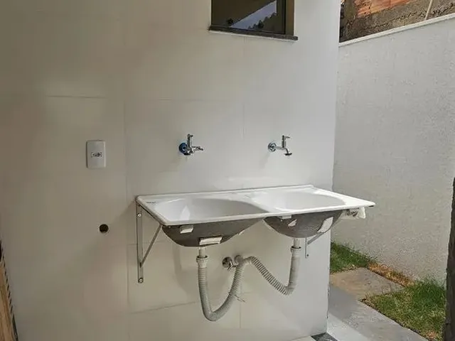 Imagem 9: Casa Retiro do Bosque Casa de Rua com 3 Quarto(S) e 2 Banheiro(S) À Venda, 114.00 por R