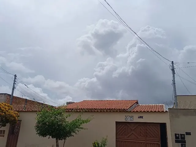 Imagem: Casa 3 Quartos Barracão Alugado - Itapuã