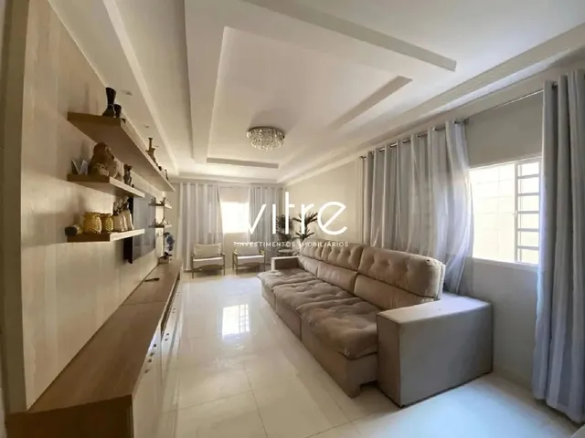 Imagem: Casa À Venda no Bairro Jardim Botânico