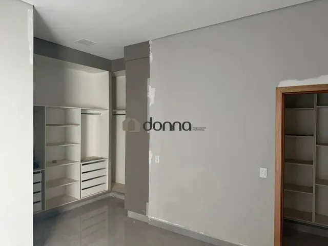 Imagem 12: Casa À Venda em Estância dos Ipês, Leste de Uberaba 180 M² de Área Interna, 300 M²