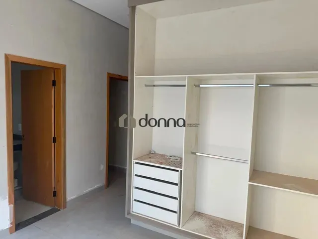 Imagem 15: Casa À Venda em Estância dos Ipês, Leste de Uberaba 180 M² de Área Interna, 300 M²