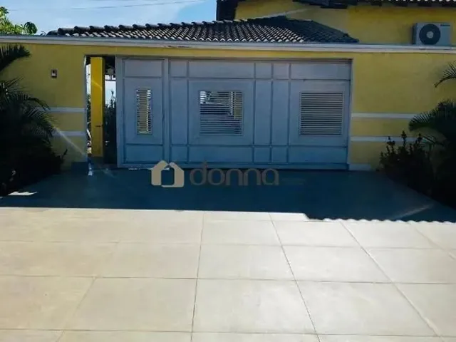 Imagem: Casa À Venda, 3 Quartos, 3 Suítes, 2 Vagas