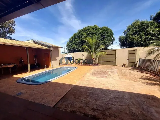 Imagem: Casa com 04 Suítes, 220M² Construção