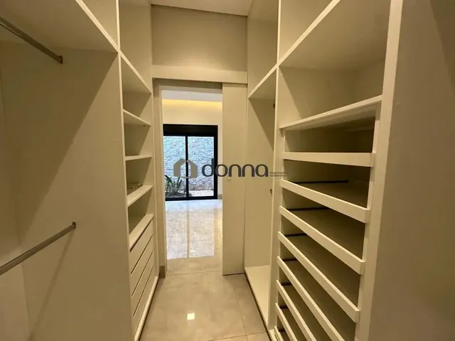Imagem 13: Casa À Venda, 3 Quartos, 3 Suítes, 4 Vagas, Estância dos Ipês - Uberaba/Mg