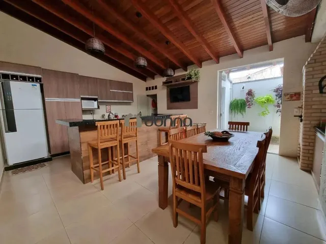 Imagem 13: Linda Casa em Condomínio Completo e Seguro!