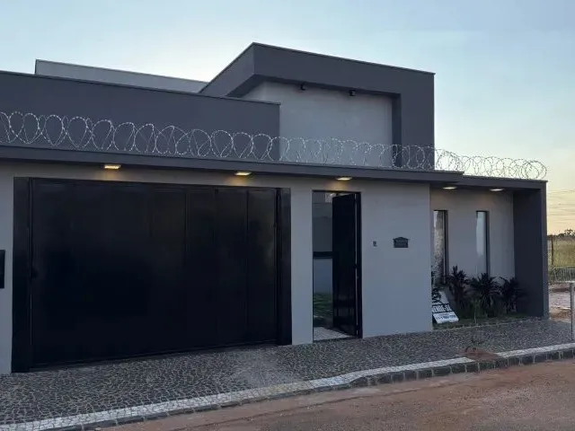 Imagem: Linda Casa no Bairro Novo Mundo / Vida Nova!